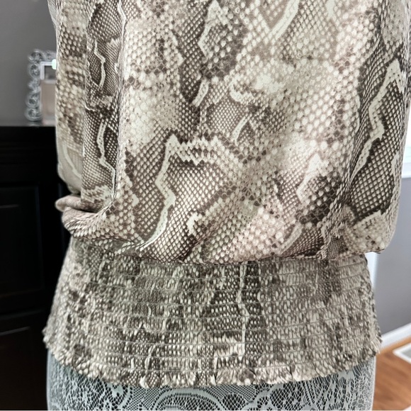 White House Black Market XS Snake Print Camisole - Picture 4 of 16